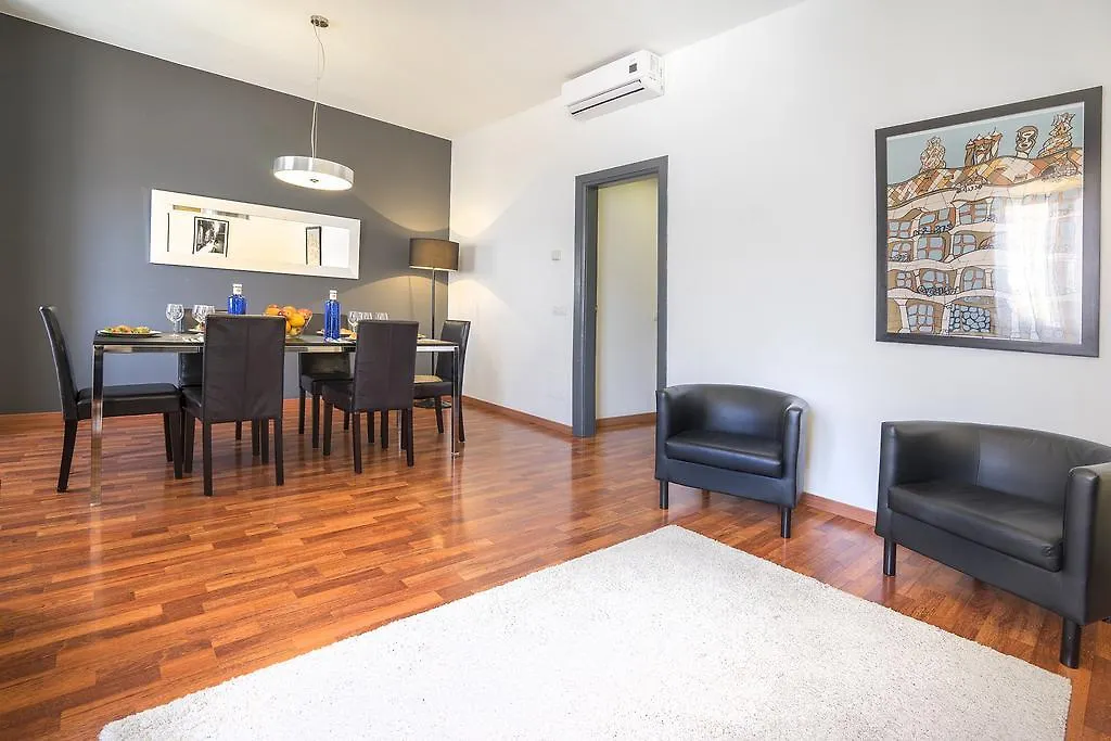 Friendly Rentals Living Comfort Barcelona Lägenhet