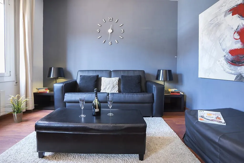 Friendly Rentals Living Comfort Barcelona Lägenhet
