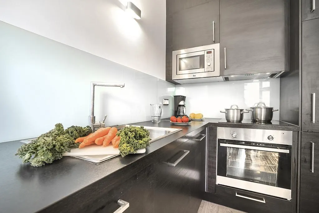 Friendly Rentals Living Comfort Barcelona Lägenhet