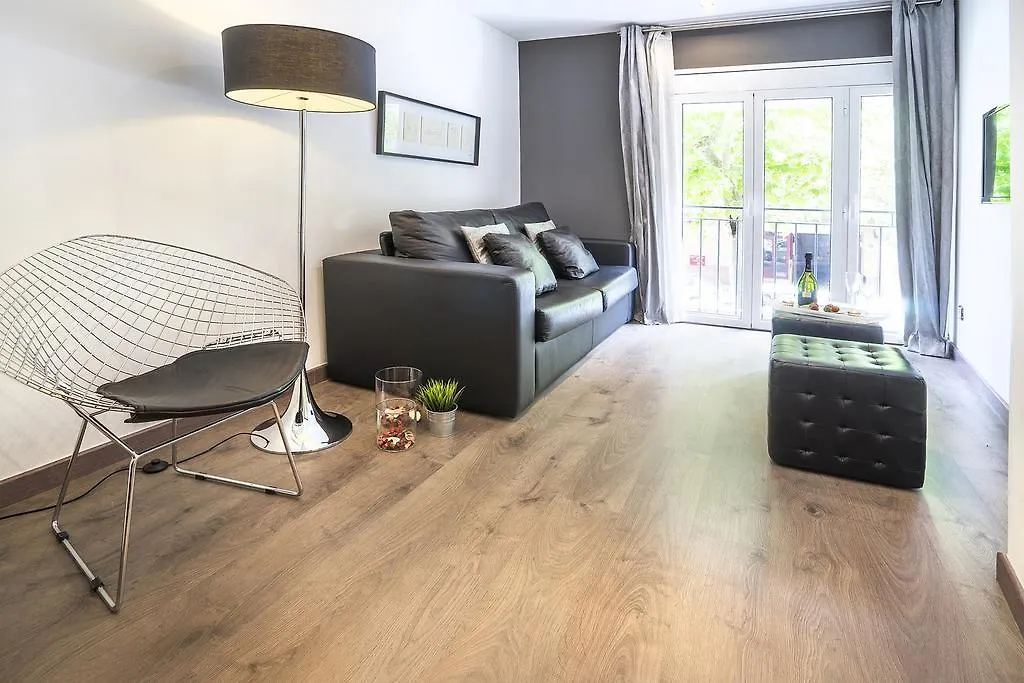 Friendly Rentals Living Comfort Barcelona Spanien