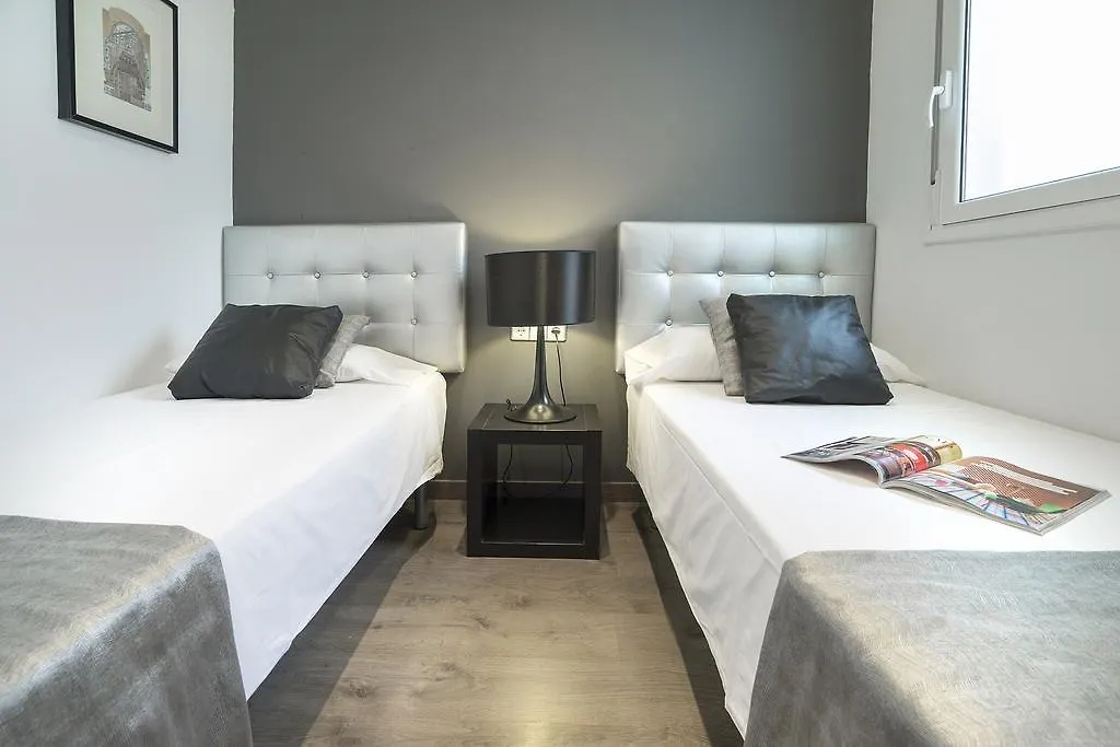 Friendly Rentals Living Comfort Barcelona Lägenhet